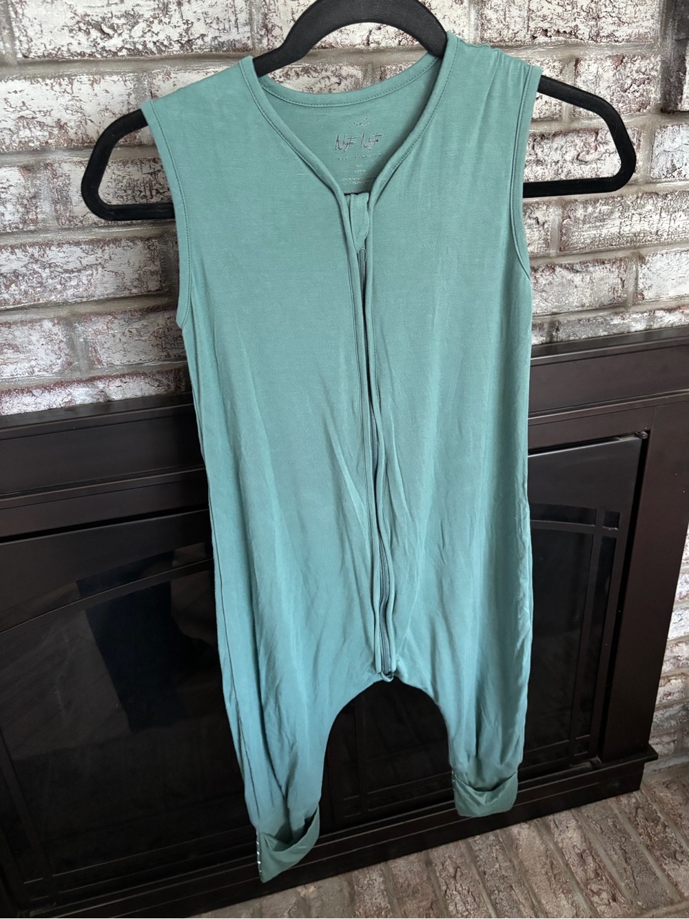 Sleeveless Zip-up sleep sack